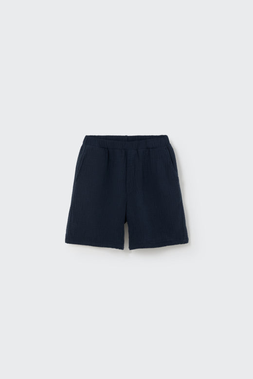 Leichte und luftige Alex Bermudas von Cozmo in Navy, gefertigt aus weichem Musselin, ideal für den Sommer.