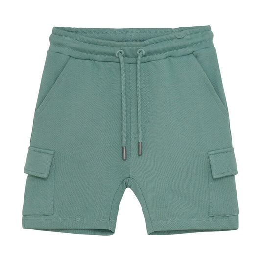 Cargo Shorts in Ocean Green von Daily Seven aus Joggingstoff mit Kordelzug und Taschen, Vorderansicht.