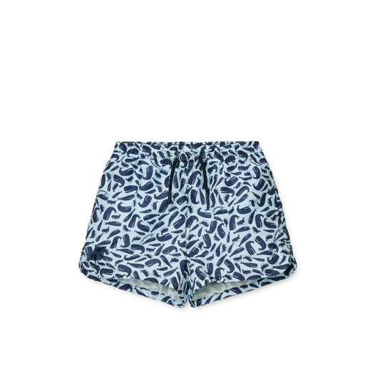 Liewood Aiden Board Shorts für Kinder in Ocean Pure Sky. UV-Schutz UPF 40+, schnelltrocknend und mit elastischem Bund. Erhältlich in Winterthur, Zürich, Schweiz.