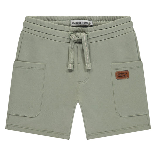 Jungen Sweatshorts Pistachio Comfort in sanftem Pistaziengrün mit Kordelzug & Taschen. Bequem, atmungsaktiv & perfekt für den Sommer in Winterthur, Zürich, Schweiz.